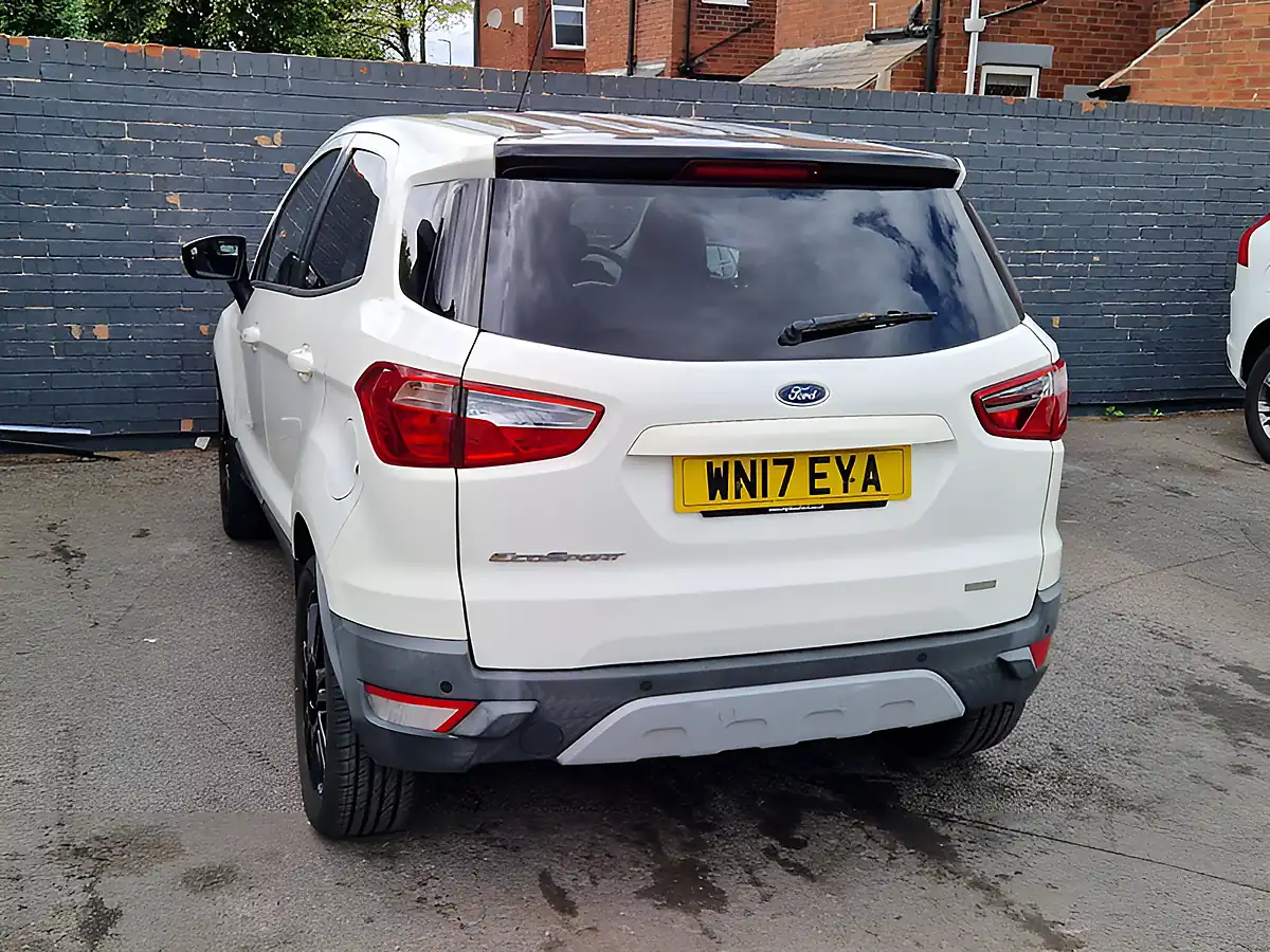 Used 2017 Ford Ecosport Titanium S White - Interior and Exterior details 8