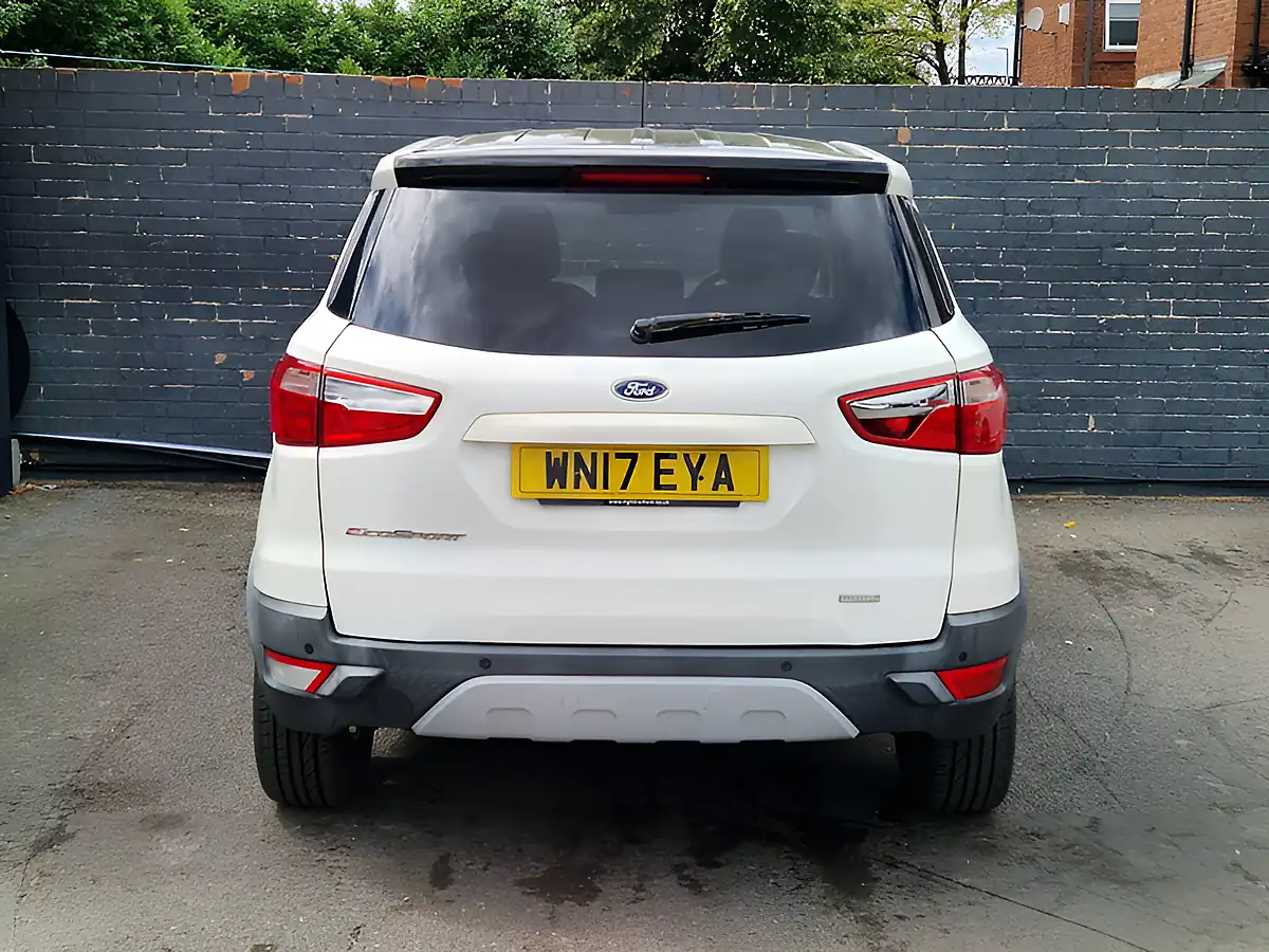Used 2017 Ford Ecosport Titanium S White - Interior and Exterior details 9