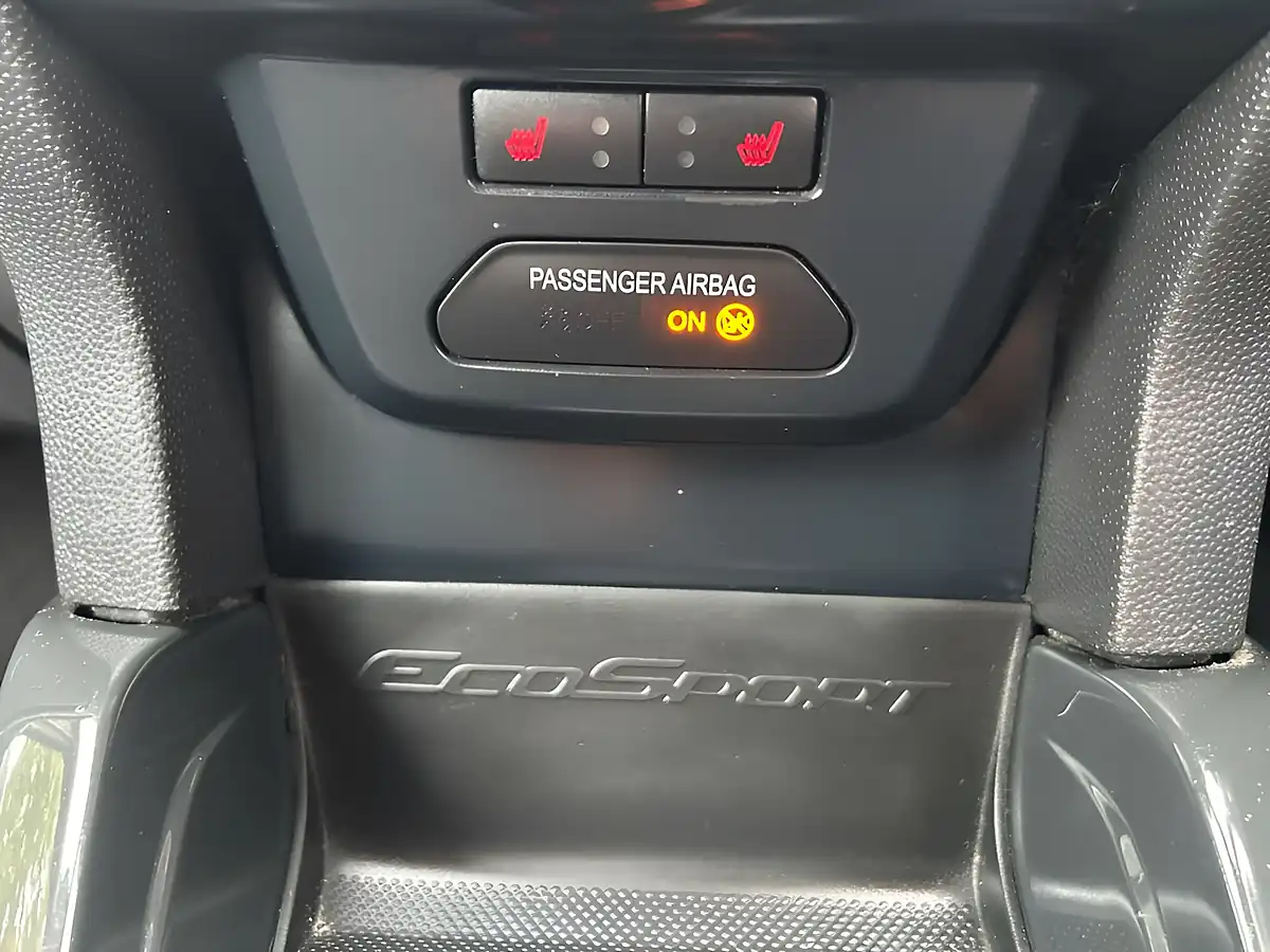 Used 2017 Ford Ecosport Titanium S White - Interior and Exterior details 16
