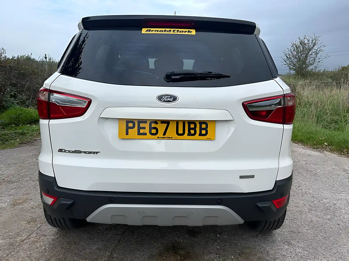 Used 2017 Ford Ecosport Titanium S White - Interior and Exterior details 8