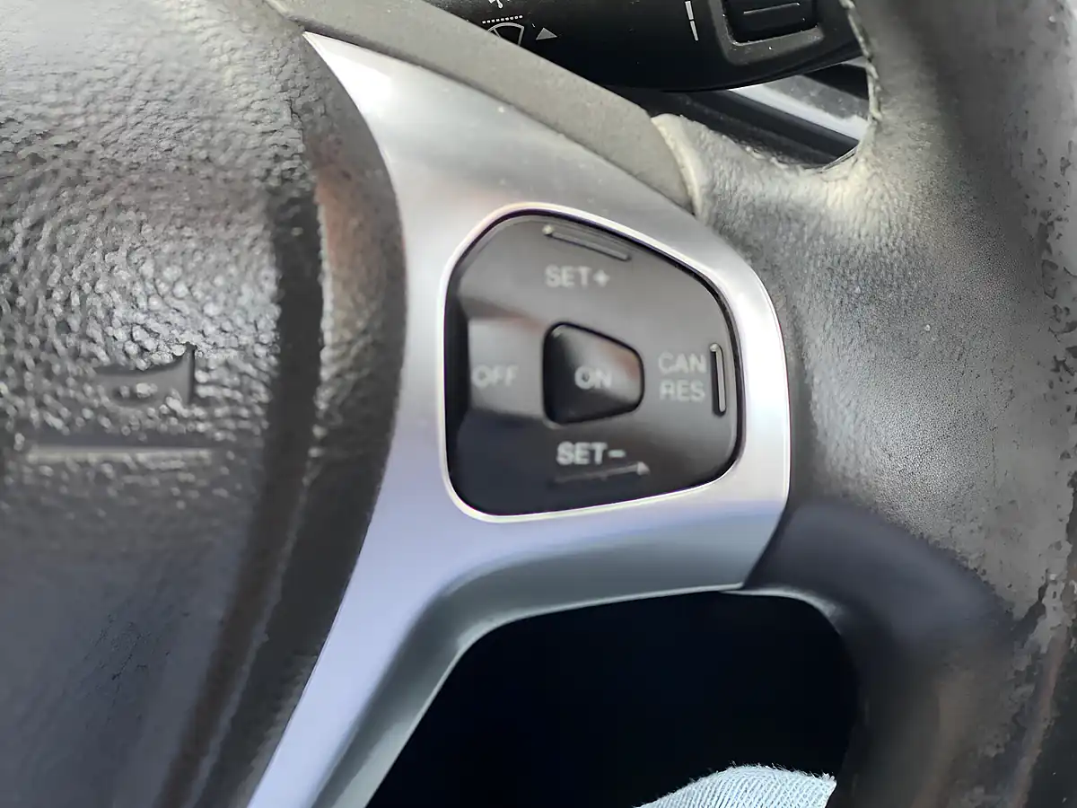 Used 2017 Ford Ecosport Titanium Silver - Interior and Exterior details 12