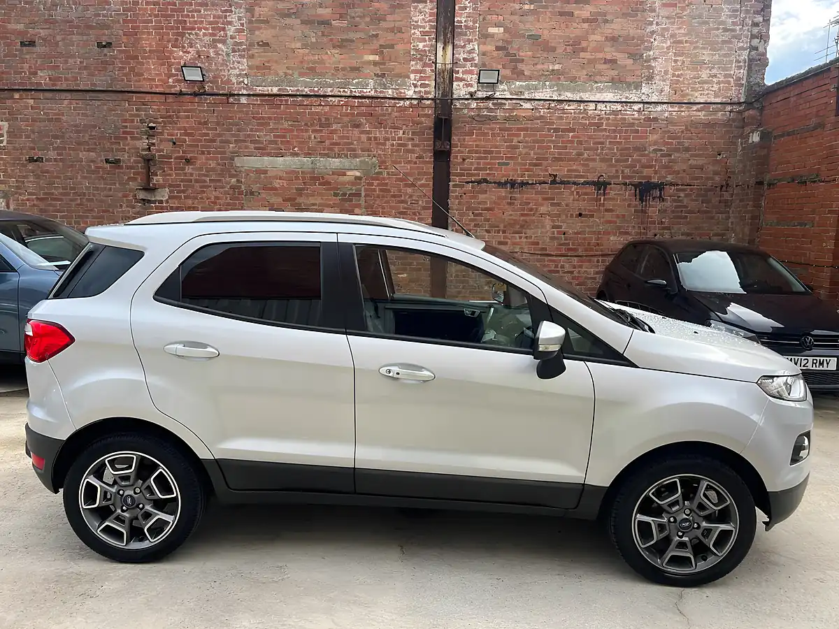 Used 2017 Ford Ecosport Titanium Silver - Interior and Exterior details 8