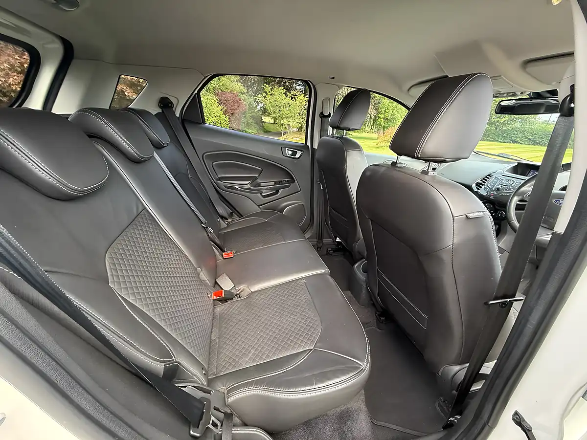 Used 2017 Ford Ecosport Titanium White - Interior and Exterior details 11