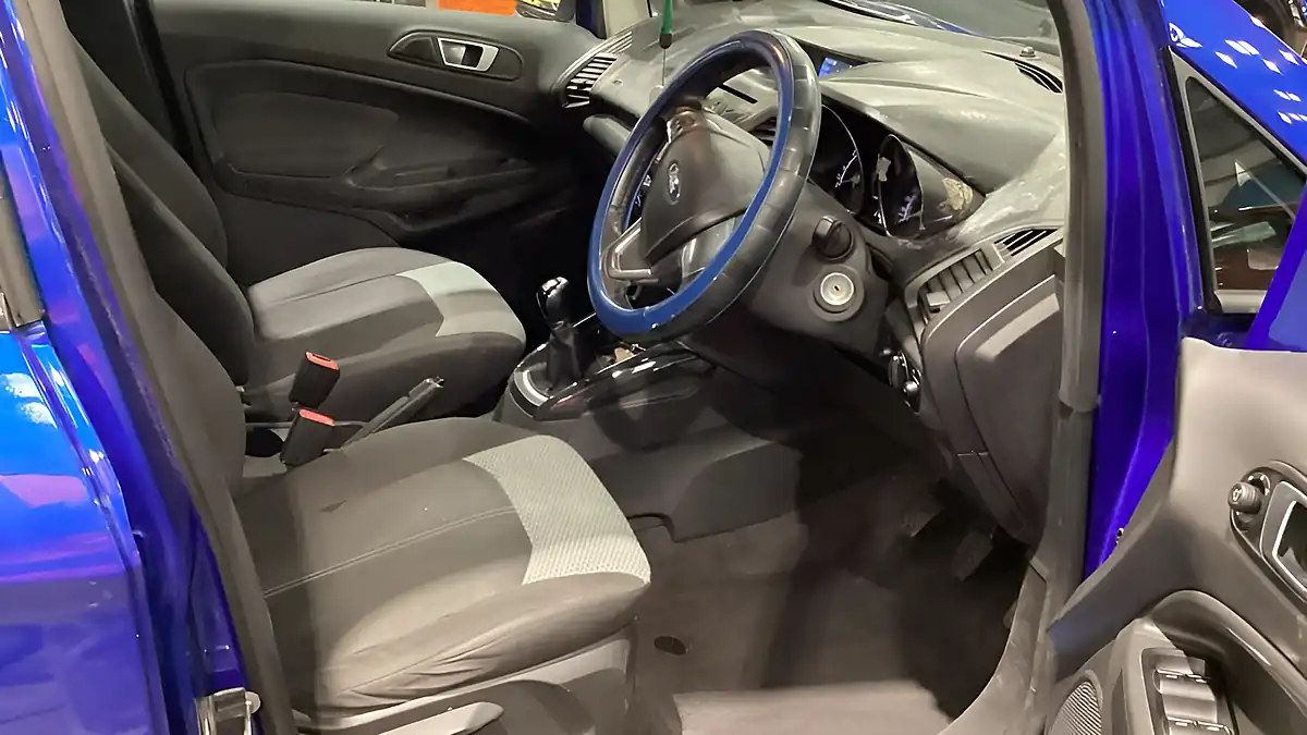 Used 2017 Ford Ecosport Zetec Blue - Interior and Exterior details 11