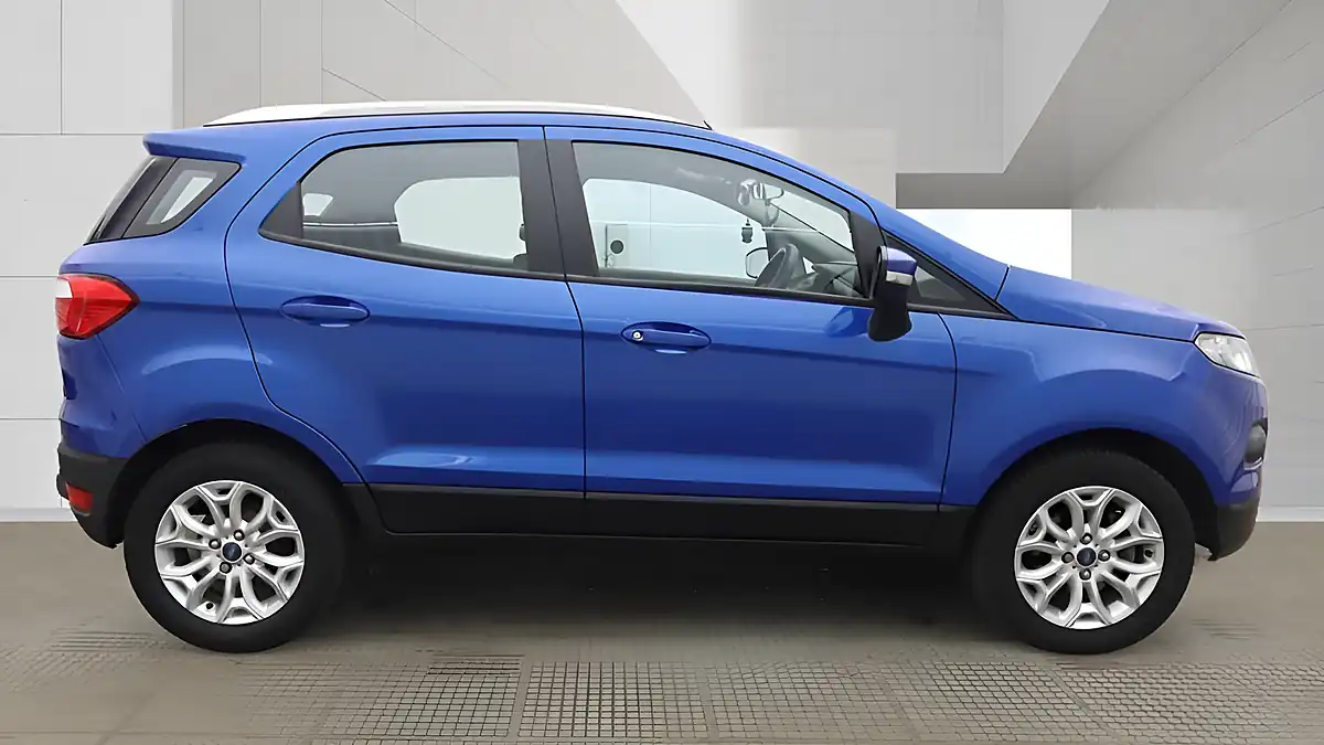 Used 2017 Ford Ecosport Zetec Blue - Interior and Exterior details 5