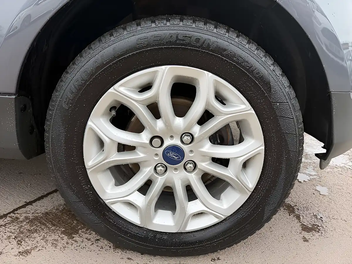 Used 2017 Ford Ecosport Zetec Grey - Interior and Exterior details 10