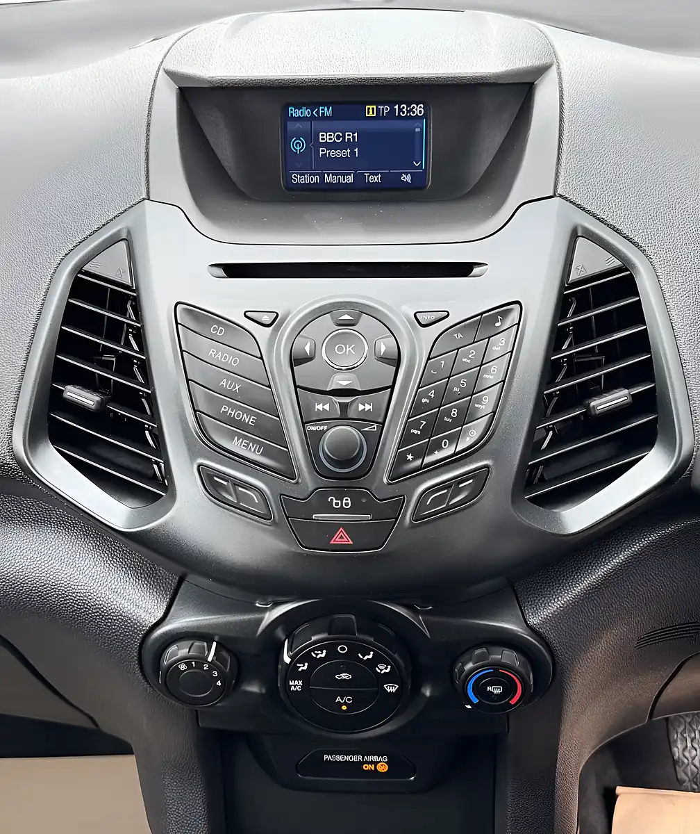 Used 2017 Ford Ecosport Zetec White - Interior and Exterior details 15