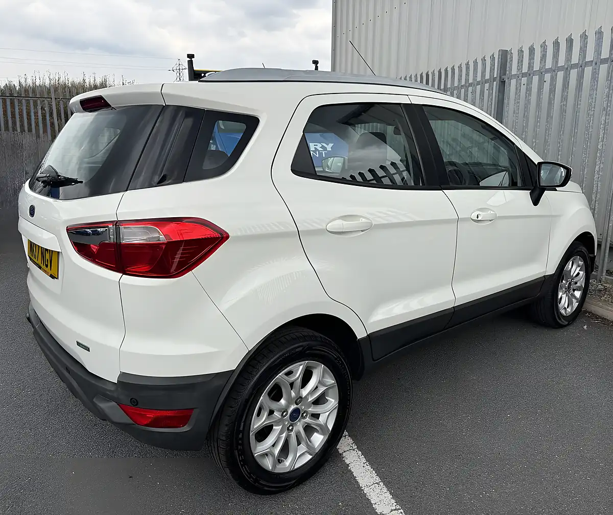 Used 2017 Ford Ecosport Zetec White - Interior and Exterior details 5