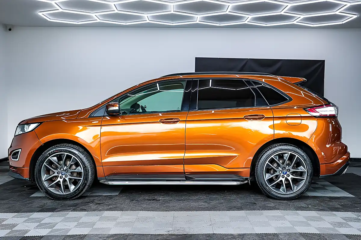 Used 2017 Ford Edge Sport Brown - Interior and Exterior details 6