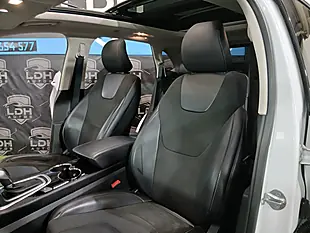Used 2017 Ford Edge Sport White - Interior and Exterior details 10