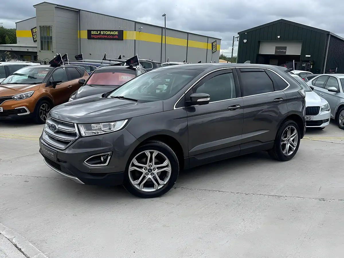 Used 2017 Ford Edge Titanium Grey - Interior and Exterior details 4