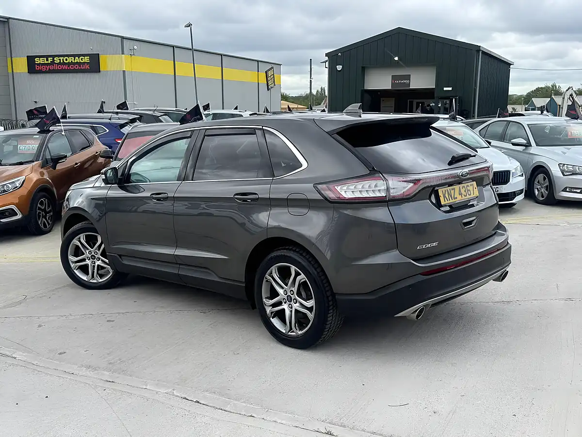 Used 2017 Ford Edge Titanium Grey - Interior and Exterior details 7