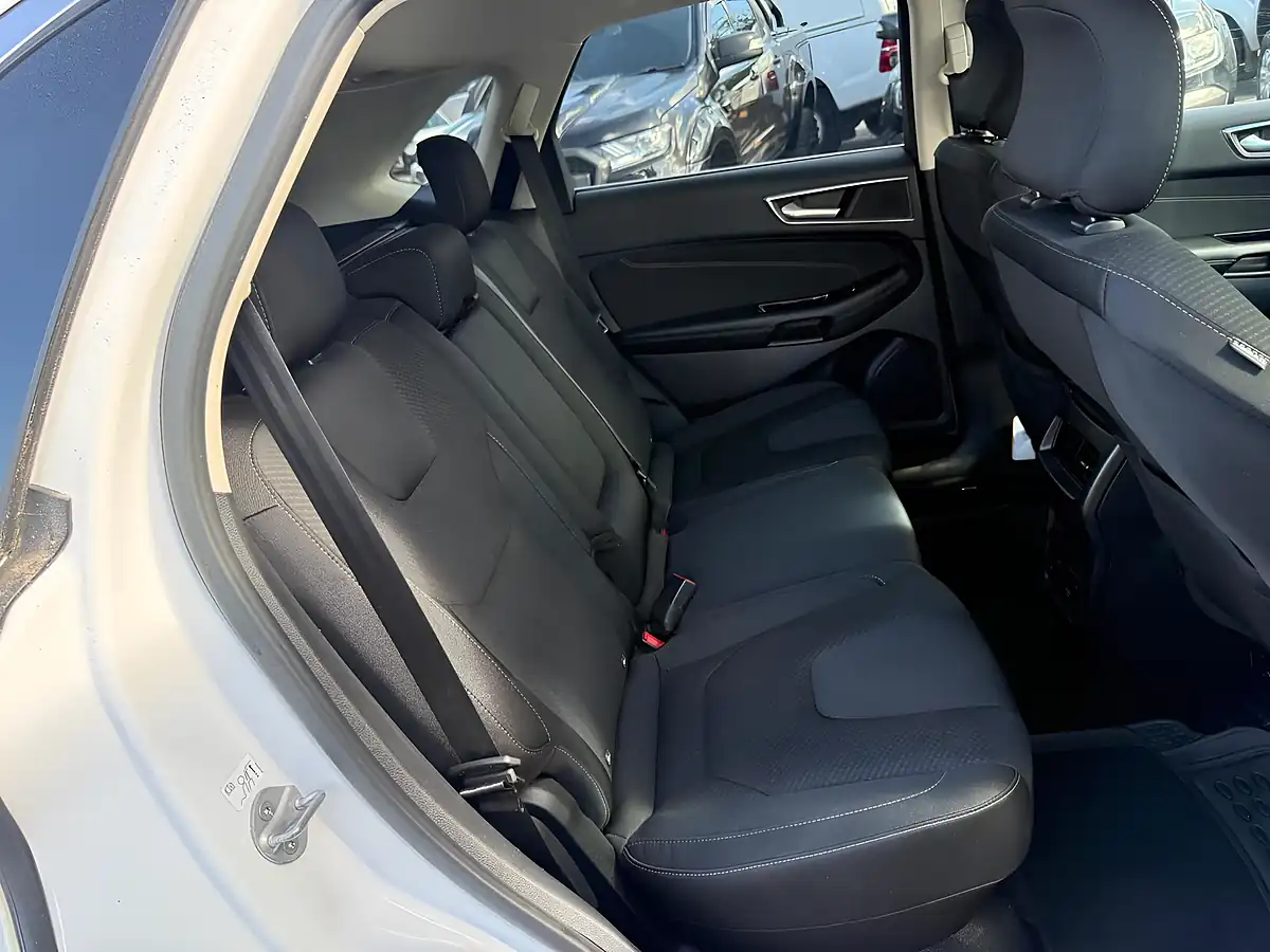 Used 2017 Ford Edge Titanium White - Interior and Exterior details 12