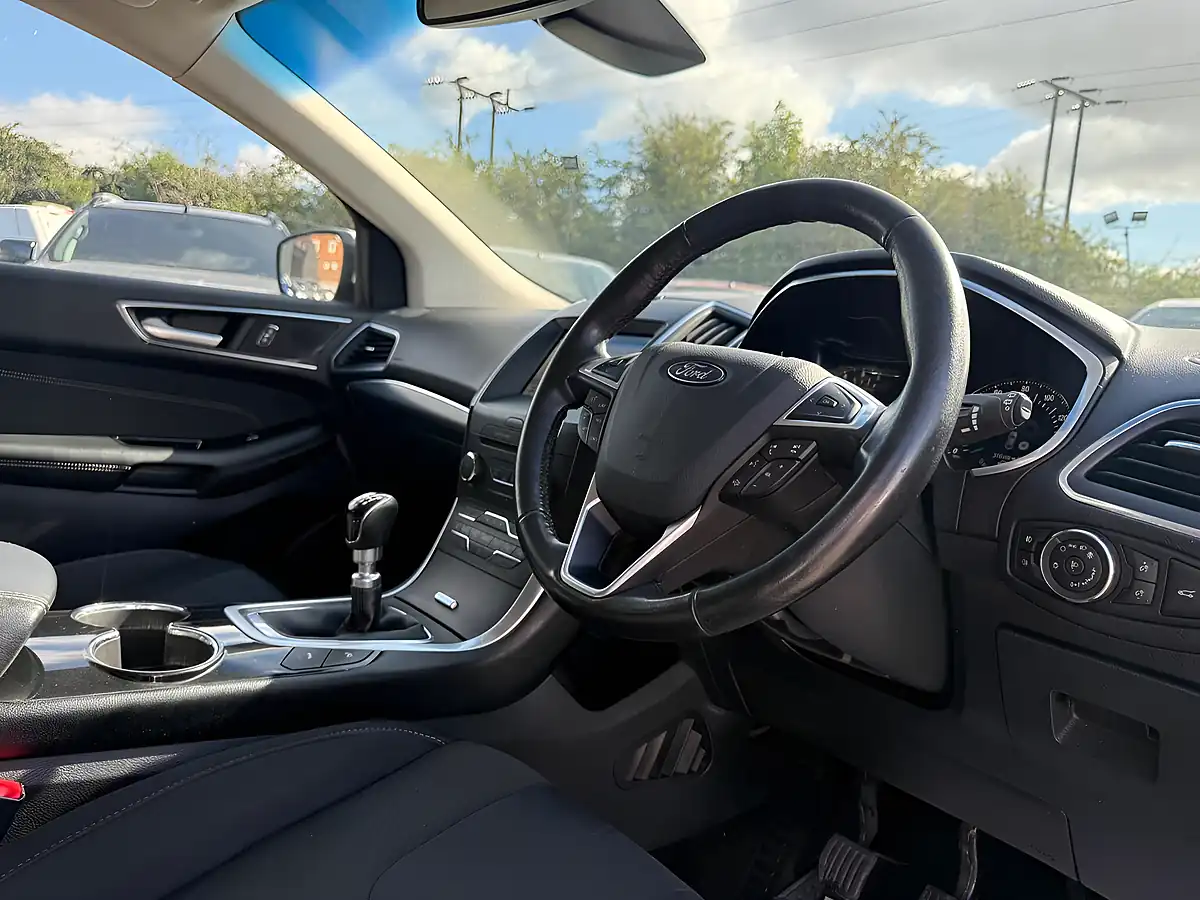 Used 2017 Ford Edge Titanium White - Interior and Exterior details 13