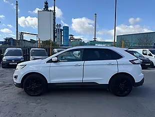 Used 2017 Ford Edge Titanium White - Interior and Exterior details 4