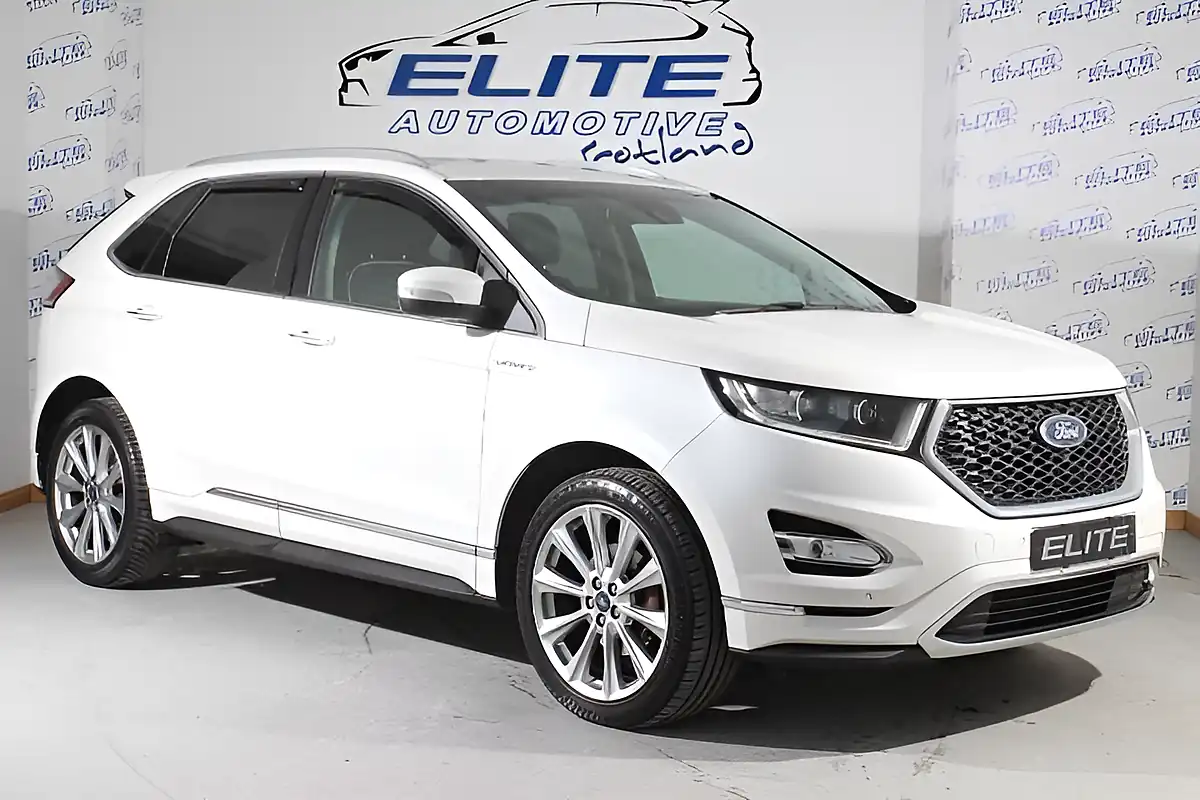 Used 2017 Ford Edge Vignale White Platinum - Front View