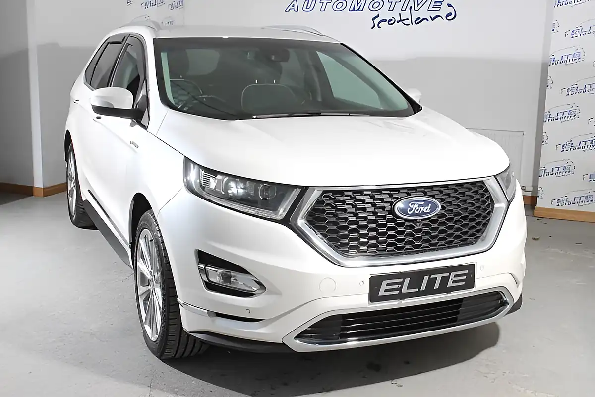 Used 2017 Ford Edge Vignale White Platinum - Interior and Exterior details 4