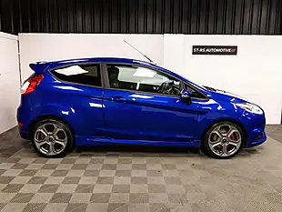 Used 2017 Ford Fiesta ST-2 Blue - Interior and Exterior details 10