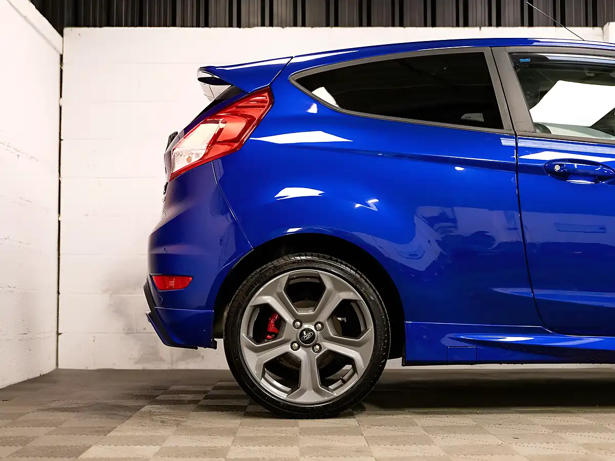 Used 2017 Ford Fiesta ST-2 Blue - Interior and Exterior details 13