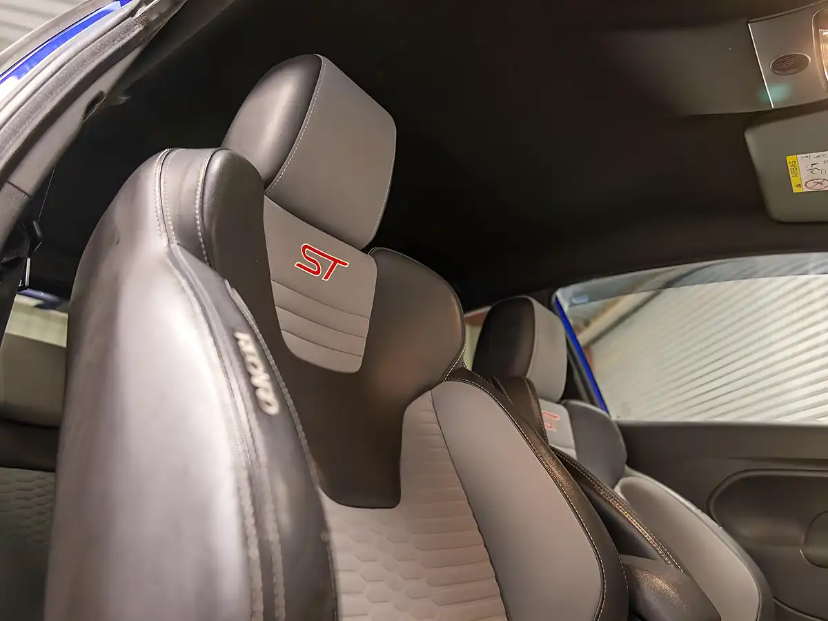 Used 2017 Ford Fiesta ST-2 Blue - Interior and Exterior details 15