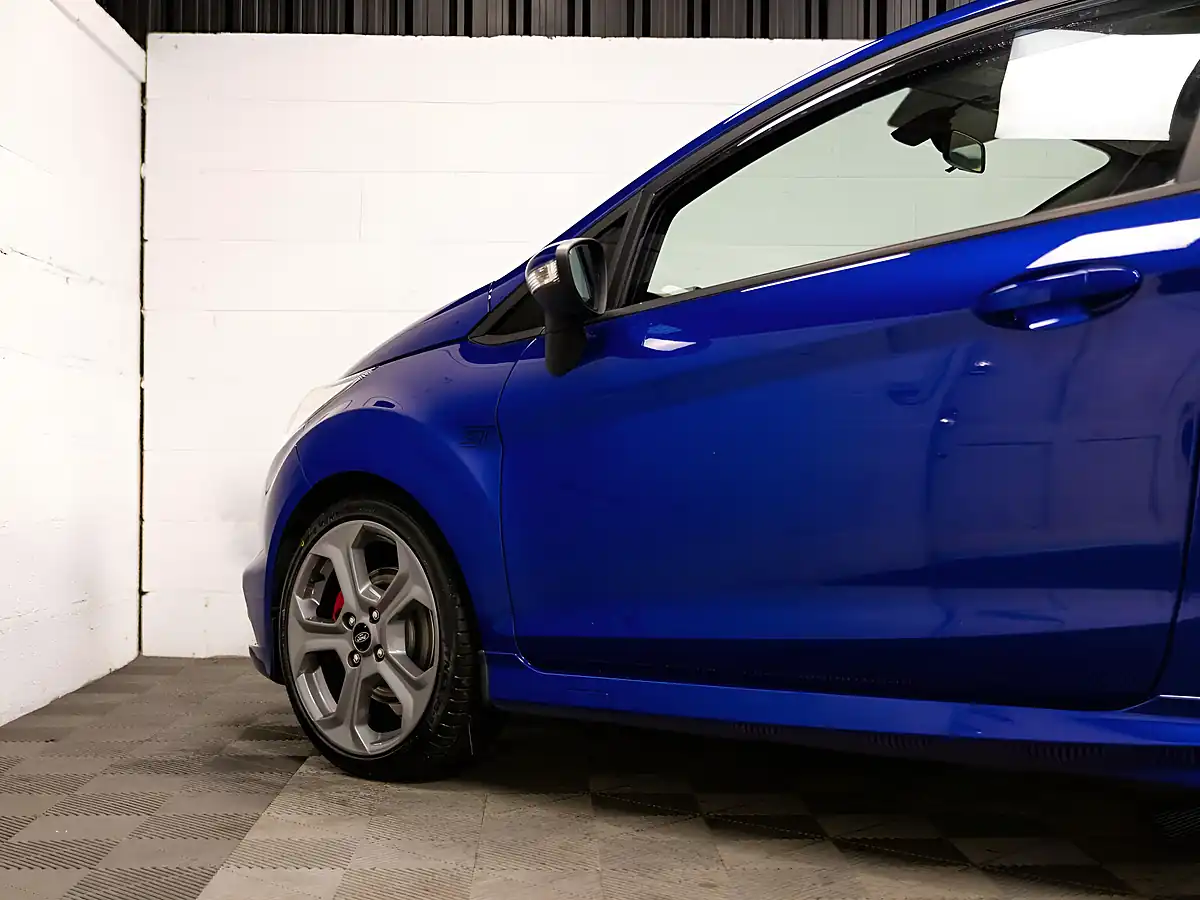Used 2017 Ford Fiesta ST-2 Blue - Interior and Exterior details 19