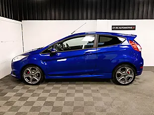 Used 2017 Ford Fiesta ST-2 Blue - Interior and Exterior details 4