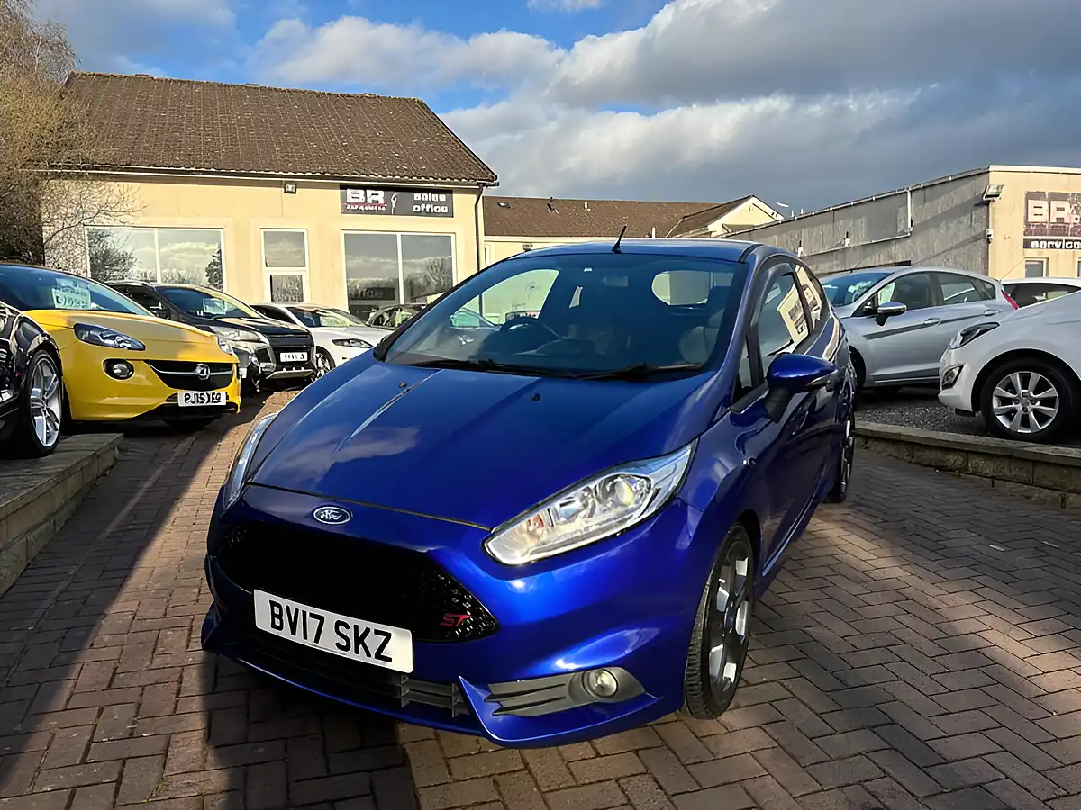 Used 2017 Ford Fiesta ST-2 Spirit Blue - Interior and Exterior details 4