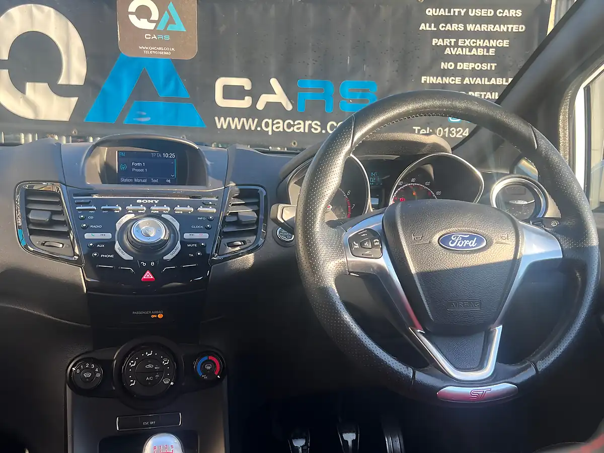 Used 2017 Ford Fiesta ST-2 White - Interior and Exterior details 13