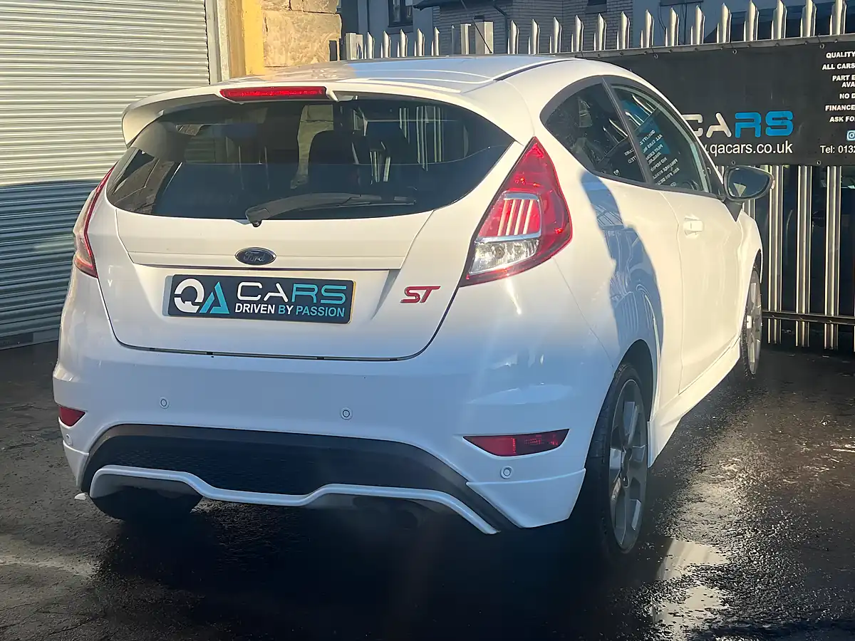 Used 2017 Ford Fiesta ST-2 White - Interior and Exterior details 8
