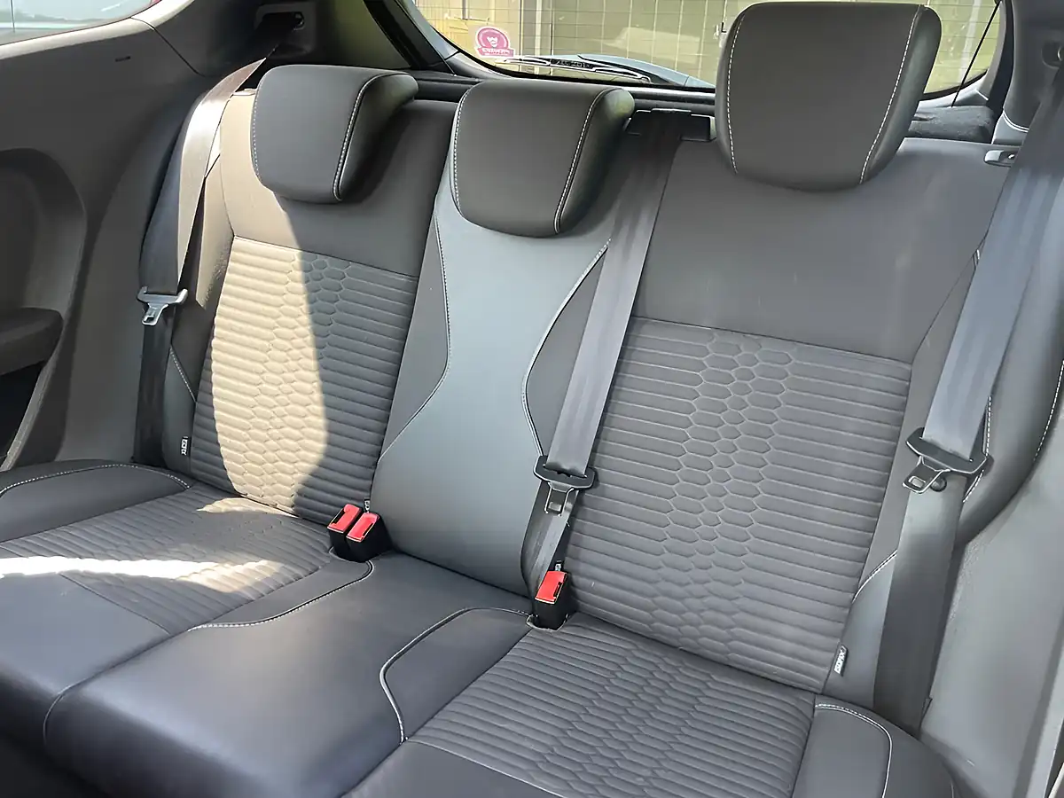 Used 2017 Ford Fiesta ST-200 Grey - Interior and Exterior details 18