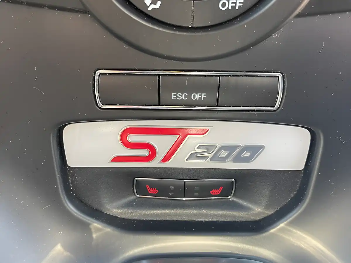 Used 2017 Ford Fiesta ST-200 Grey - Interior and Exterior details 8