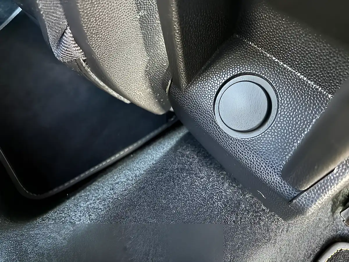 Used 2017 Ford Fiesta ST-3 Blue - Interior and Exterior details 17