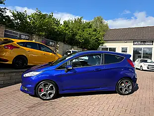 Used 2017 Ford Fiesta ST-3 Blue - Interior and Exterior details 5