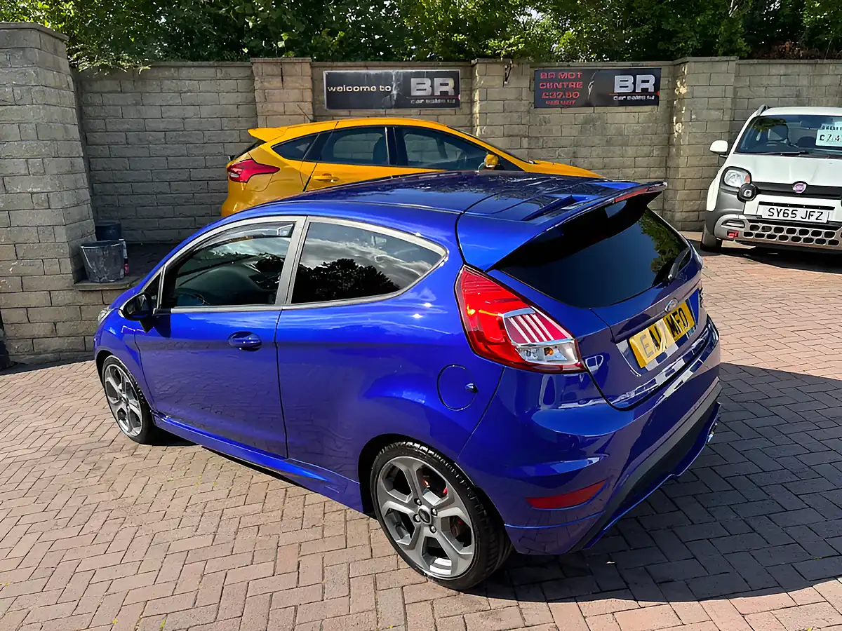 Used 2017 Ford Fiesta ST-3 Blue - Interior and Exterior details 7