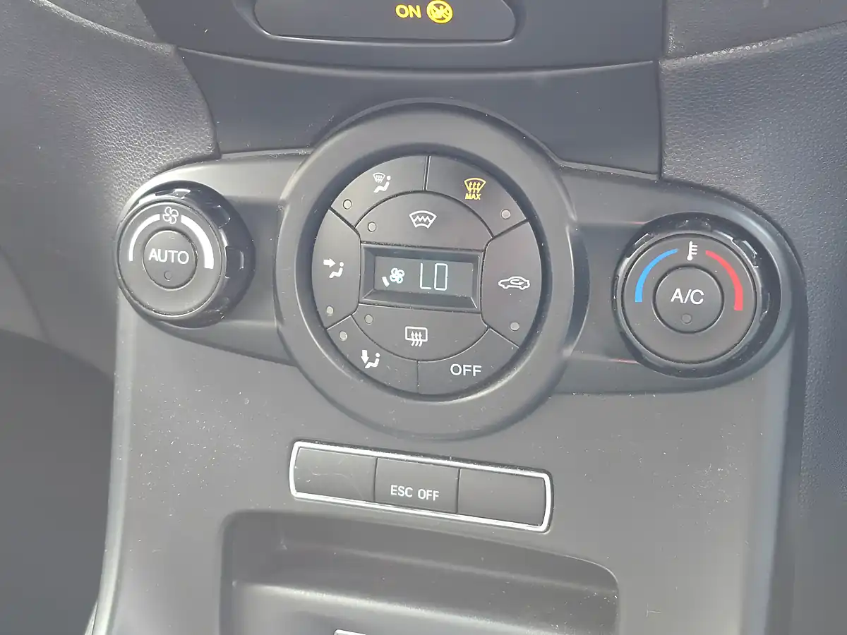 Used 2017 Ford Fiesta ST-3 Blue - Interior and Exterior details 11