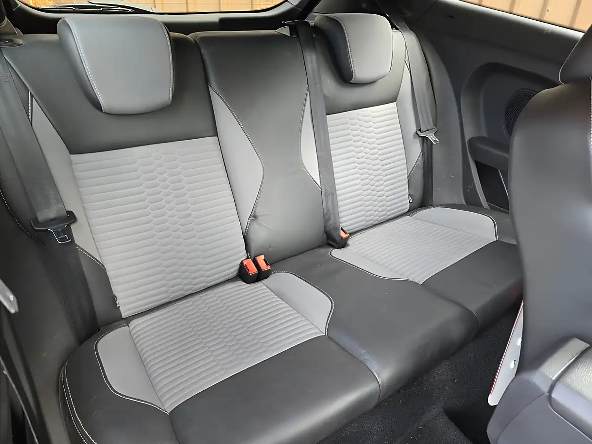 Used 2017 Ford Fiesta ST-3 Blue - Interior and Exterior details 16