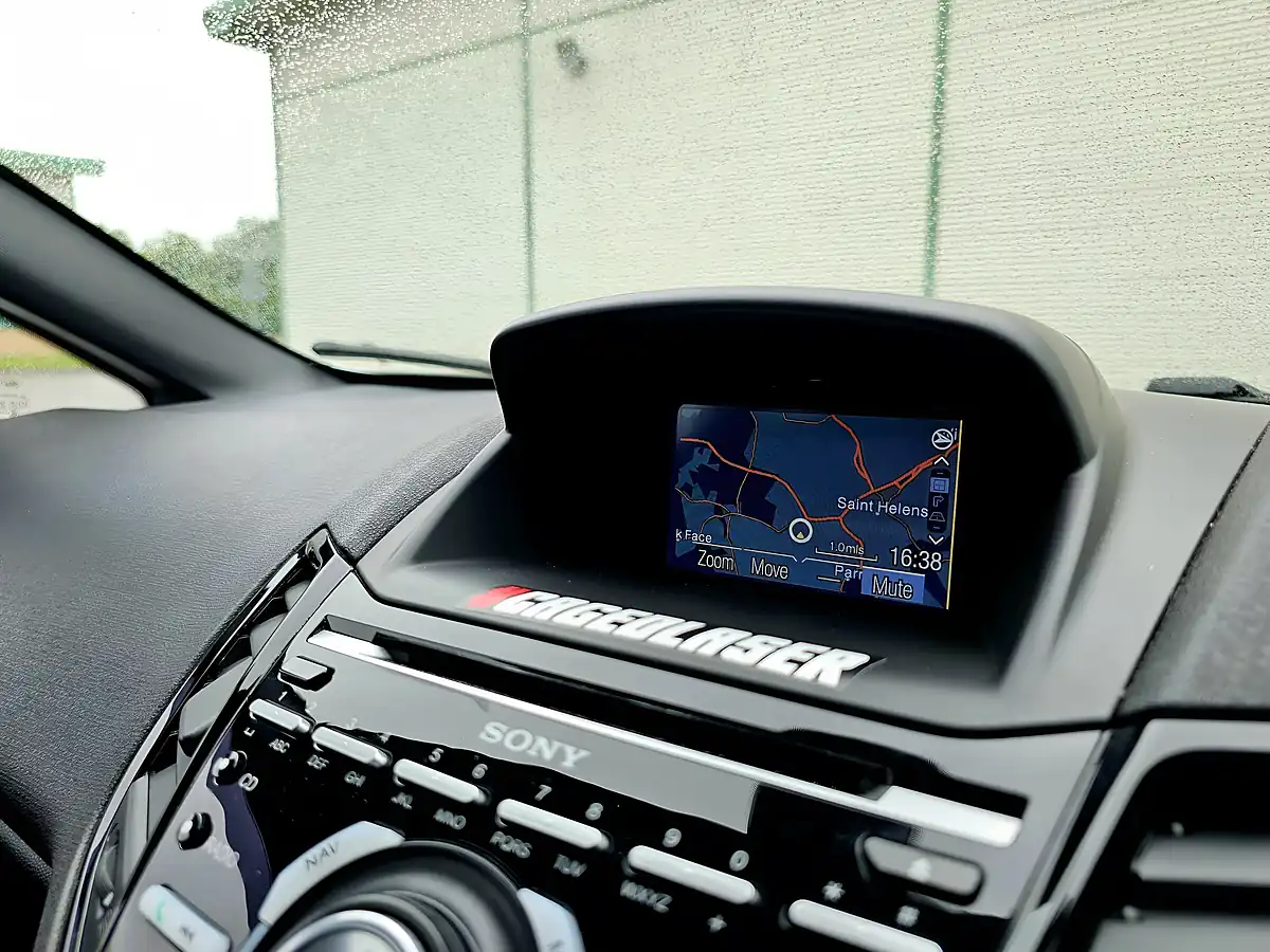 Used 2017 Ford Fiesta ST-3 Frozen White - Interior and Exterior details 13