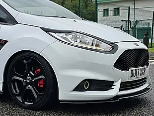 Used 2017 Ford Fiesta ST-3 Frozen White - Interior and Exterior details 17