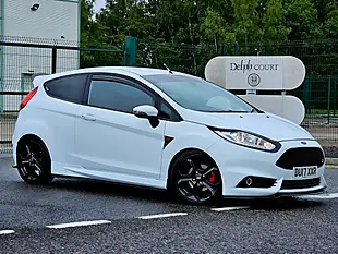 Used 2017 Ford Fiesta ST-3 Frozen White - Interior and Exterior details 2