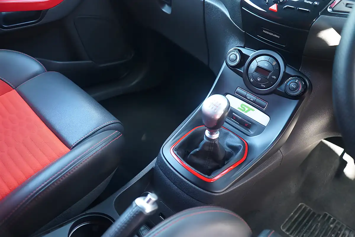 Used 2017 Ford Fiesta ST-3 Orange - Interior and Exterior details 17