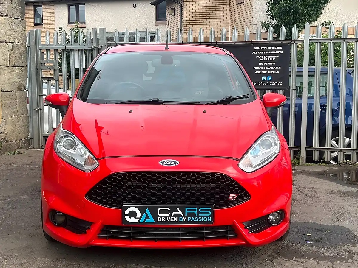 Used 2017 Ford Fiesta ST-3 Red - Interior and Exterior details 2