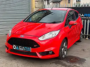 Used 2017 Ford Fiesta ST-3 Red - Interior and Exterior details 3