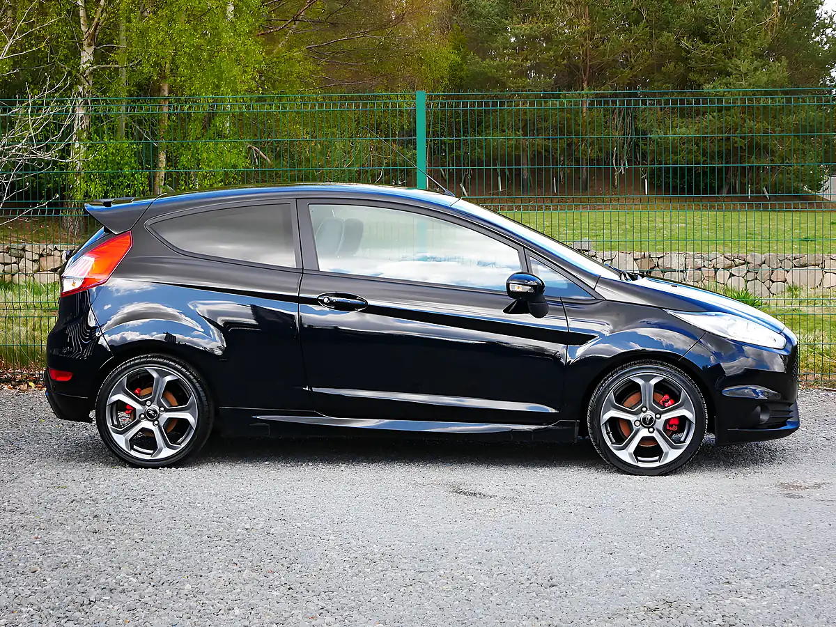 Used 2017 Ford Fiesta ST-3 Shadow Black Mica - Interior and Exterior details 5