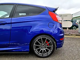 Used 2017 Ford Fiesta ST-3 Spirit Blue - Interior and Exterior details 19