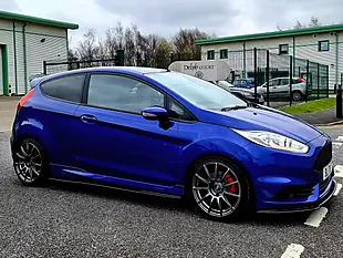 Used 2017 Ford Fiesta ST-3 Spirit Blue - Interior and Exterior details 3