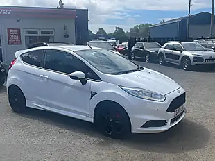 Used 2017 Ford Fiesta ST-3 White - Interior and Exterior details 10