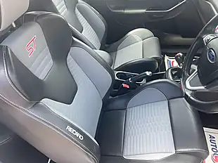 Used 2017 Ford Fiesta ST-3 White - Interior and Exterior details 15