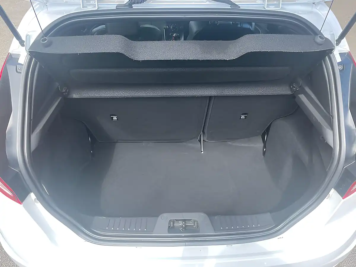 Used 2017 Ford Fiesta ST-3 White - Interior and Exterior details 16