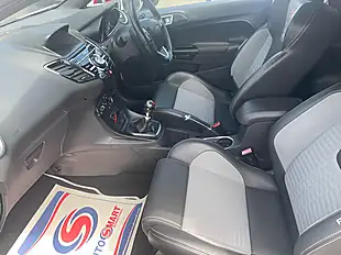 Used 2017 Ford Fiesta ST-3 White - Interior and Exterior details 17