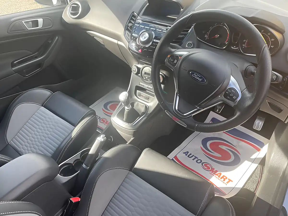 Used 2017 Ford Fiesta ST-3 White - Interior and Exterior details 12